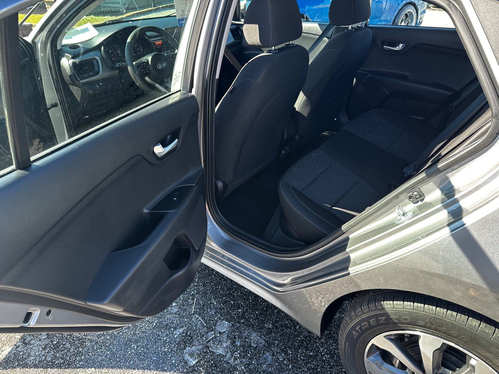 2021 Kia Rio Image 9