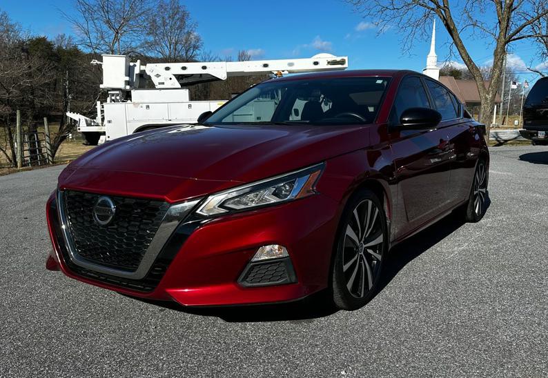 2020 Nissan Altima Image 1