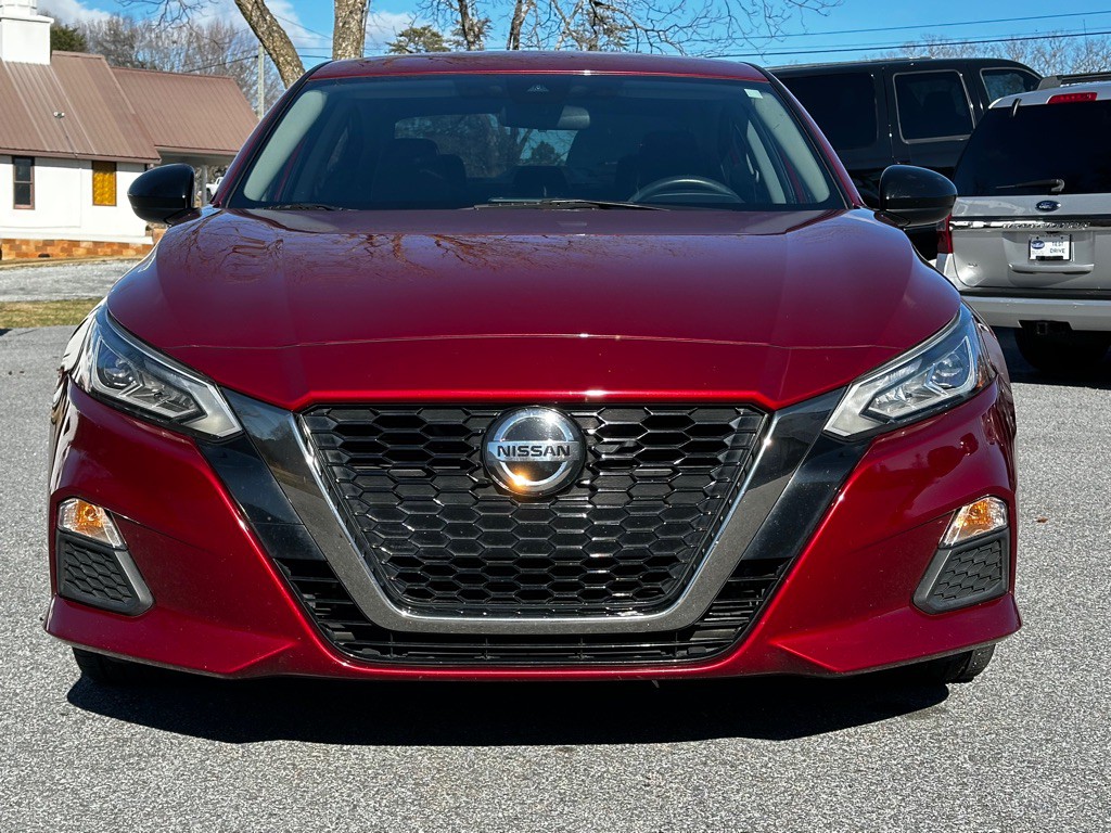 2020 Nissan Altima Image 2