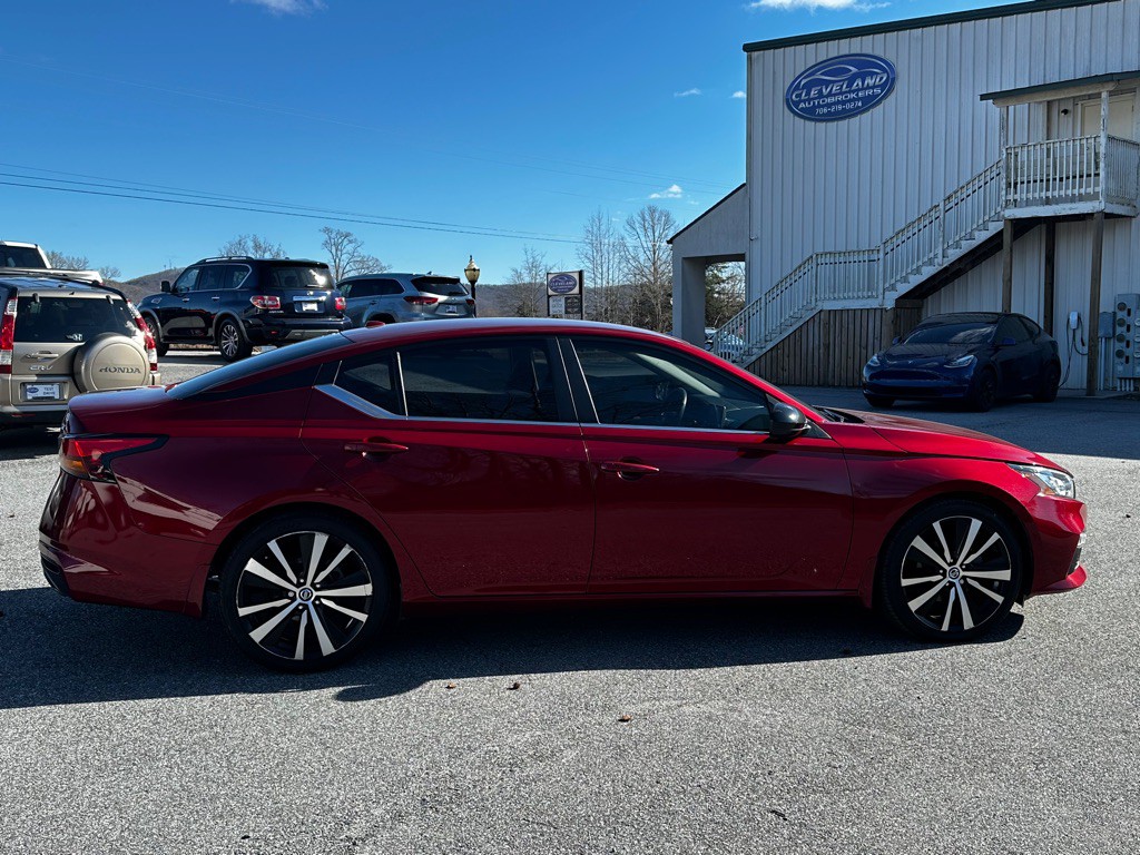 2020 Nissan Altima Image 4