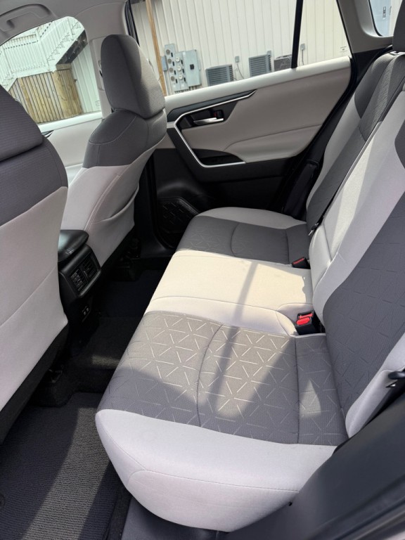 2020 Toyota Rav4 Image 12