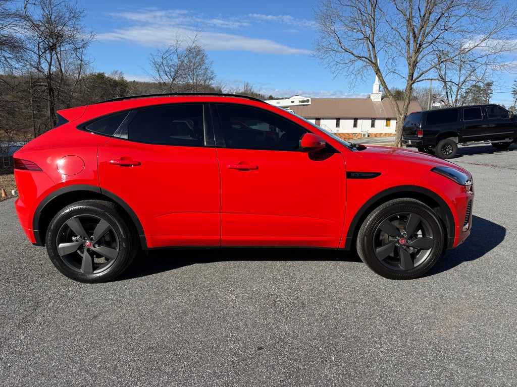 2020 Jaguar E-pace Image 4