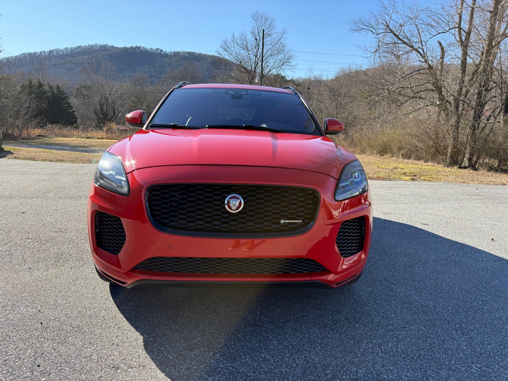 2020 Jaguar E-pace Image 8