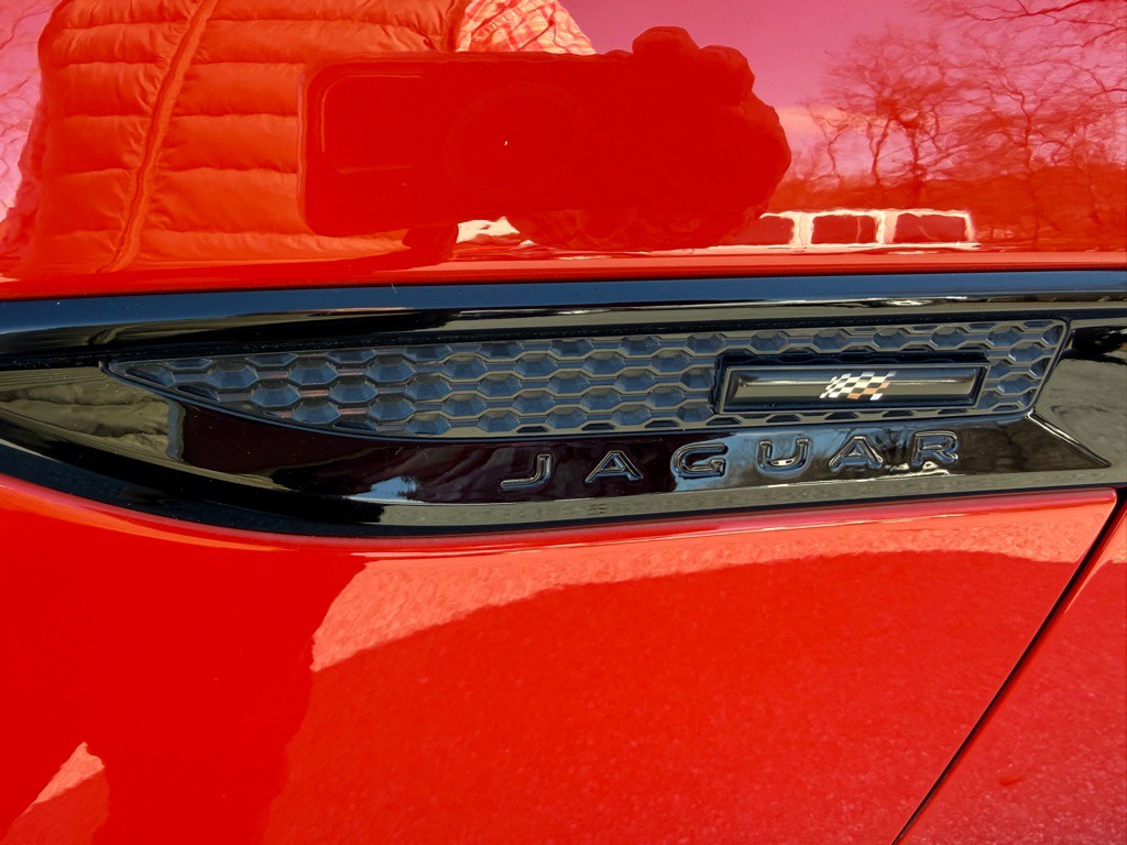 2020 Jaguar E-pace Image 10