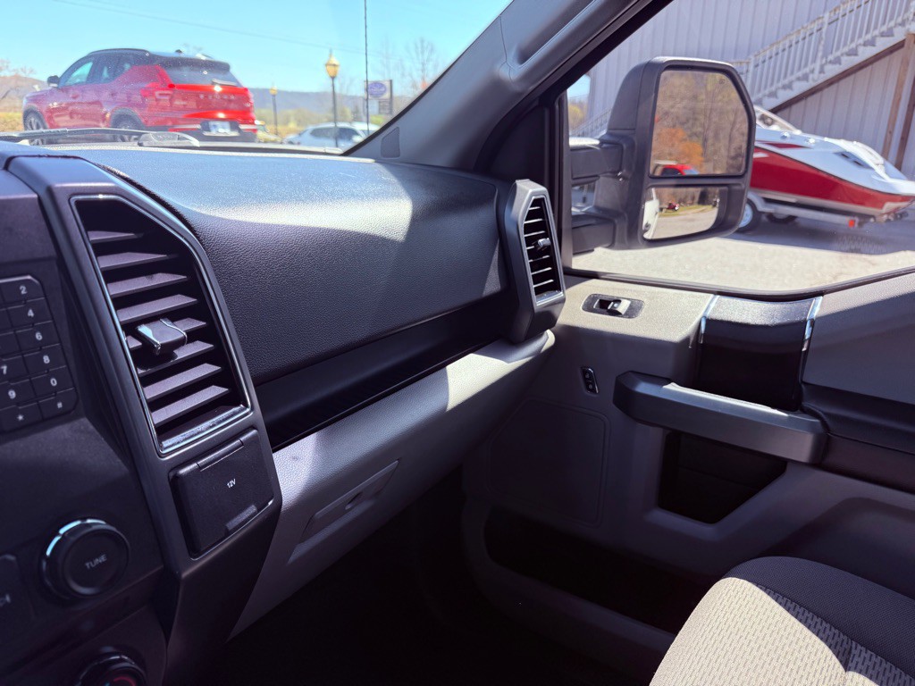 2018 Ford F-150 Image 16