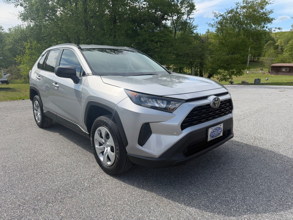2021 Toyota Rav4 Image 1