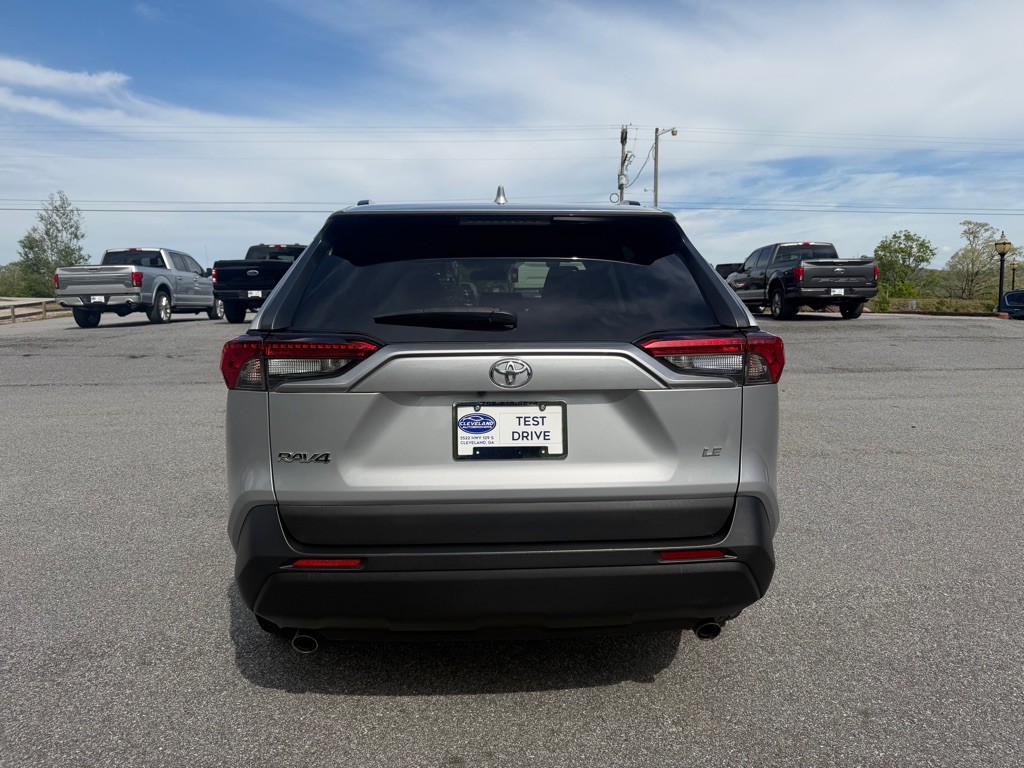 2021 Toyota Rav4 Image 4