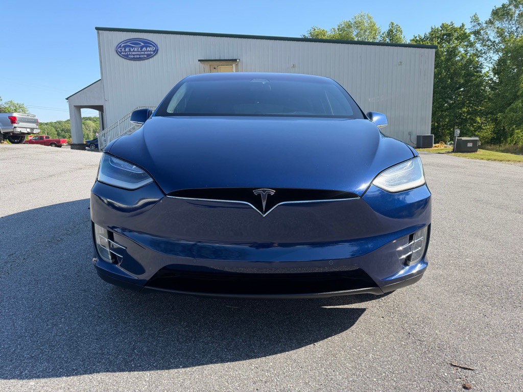 2019 Tesla Model X Image 2