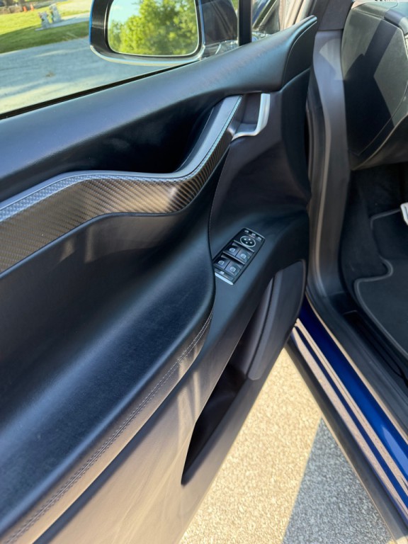 2019 Tesla Model X Image 9