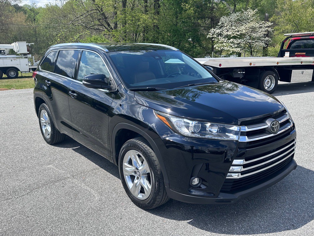 2019 Toyota Highlander Image 8