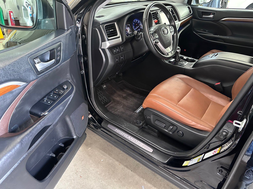2019 Toyota Highlander Image 9