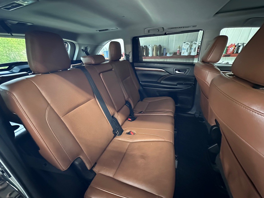 2019 Toyota Highlander Image 13