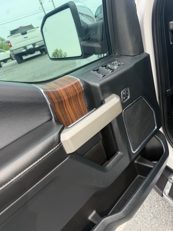 2016 Ford F-150 Image 11