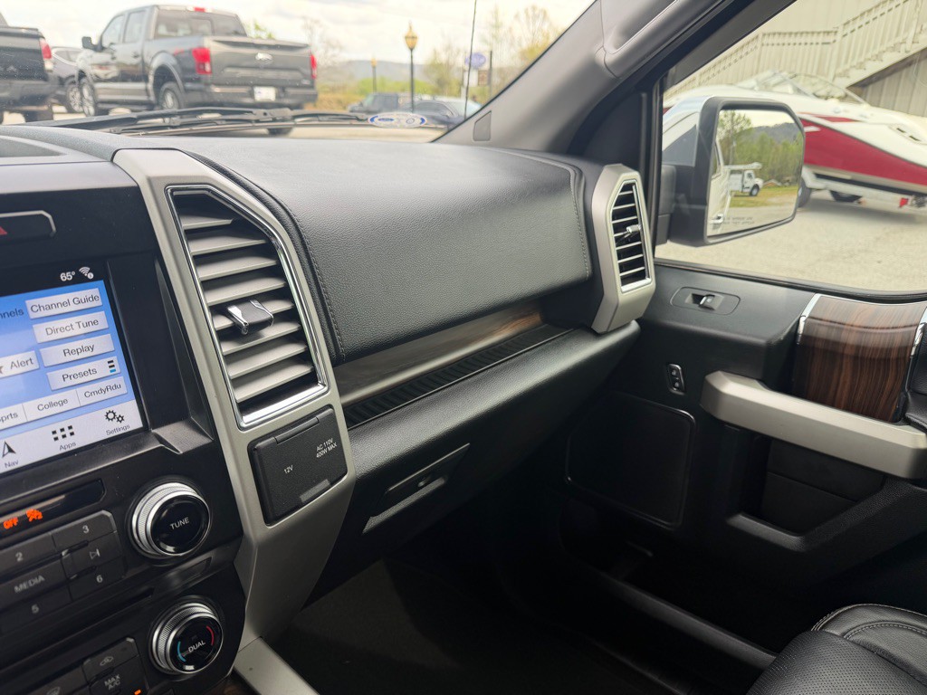 2016 Ford F-150 Image 17