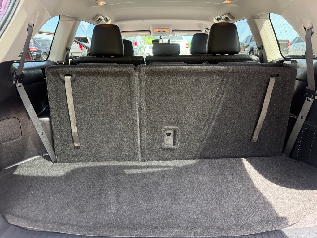 2014 Toyota Highlander Image 10