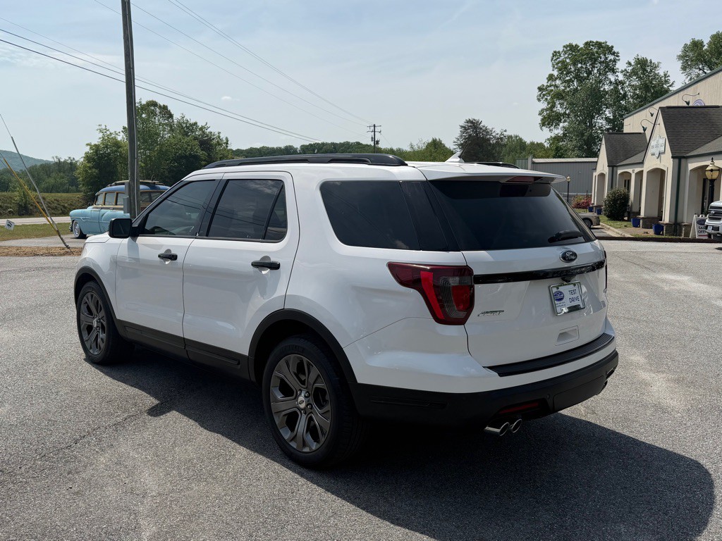 2018 Ford Explorer Image 7