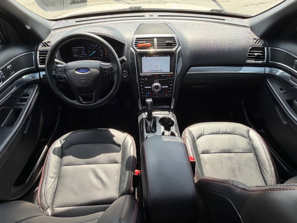 2018 Ford Explorer Image 16
