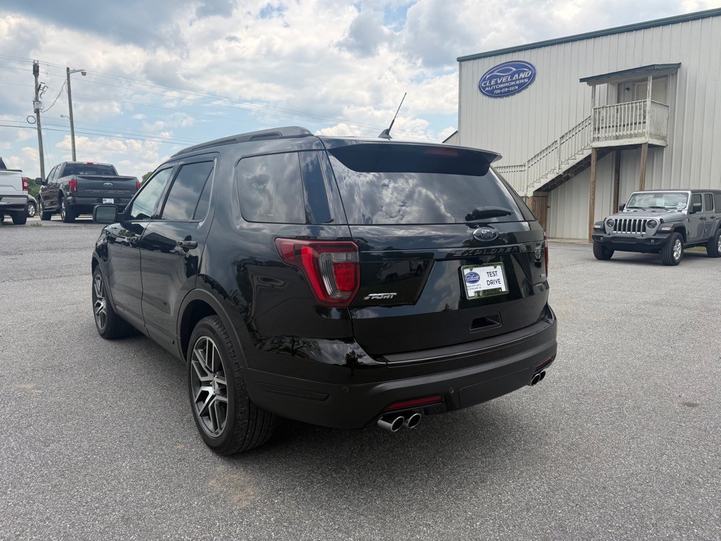 2018 Ford Explorer Image 5