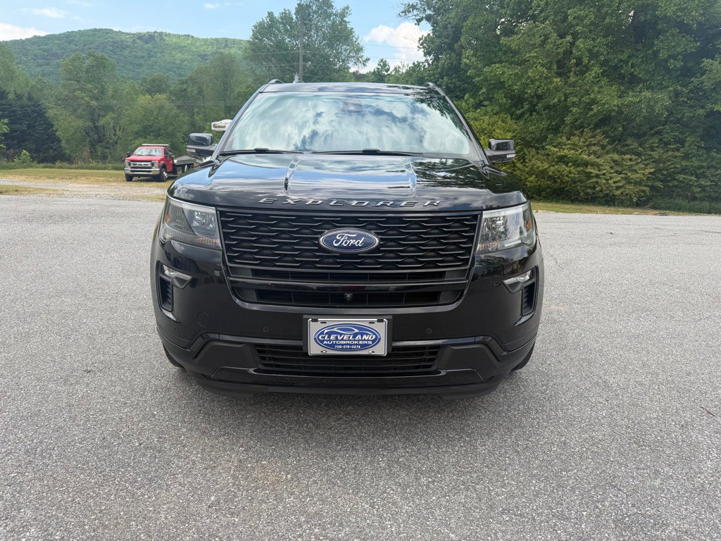 2018 Ford Explorer Image 8