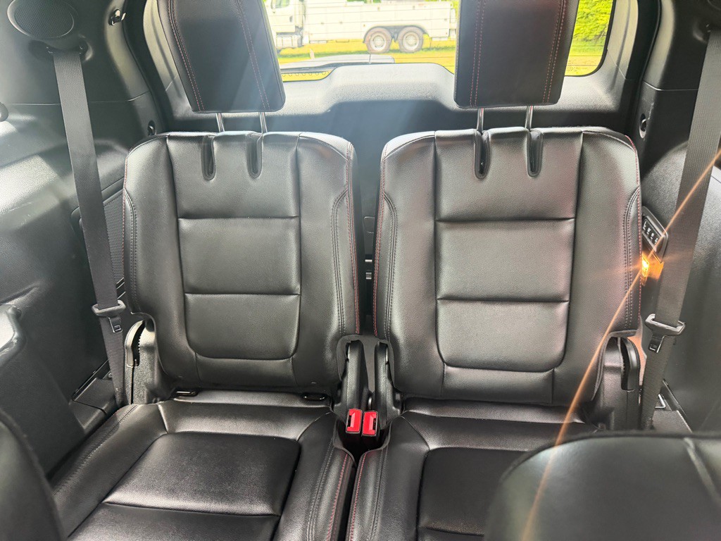 2018 Ford Explorer Image 14