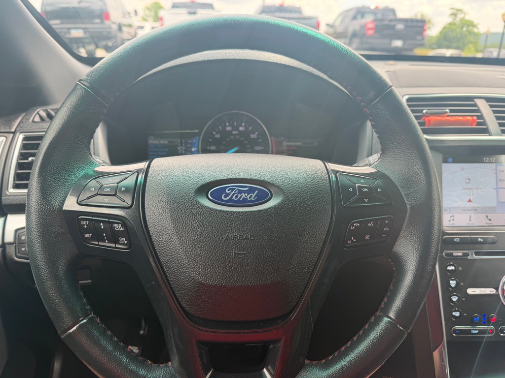 2018 Ford Explorer Image 16