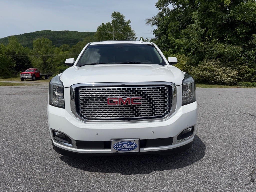 2017 GMC Yukon Image 8