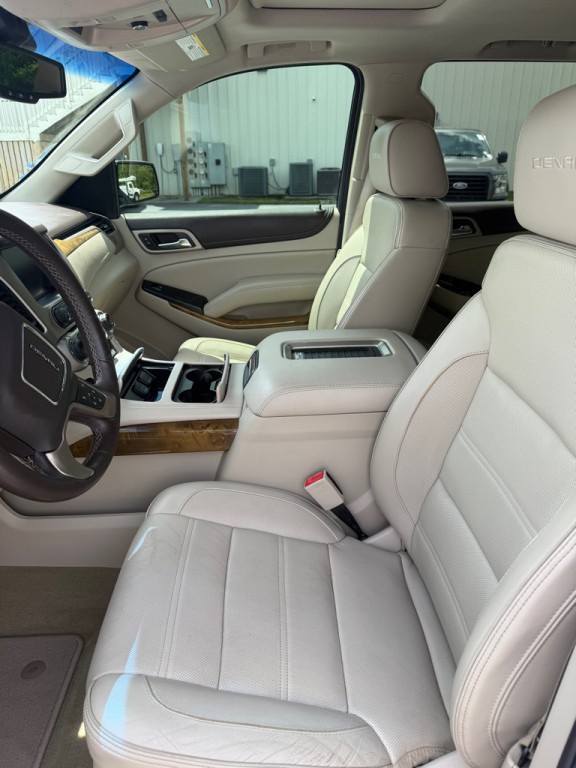 2017 GMC Yukon Image 14