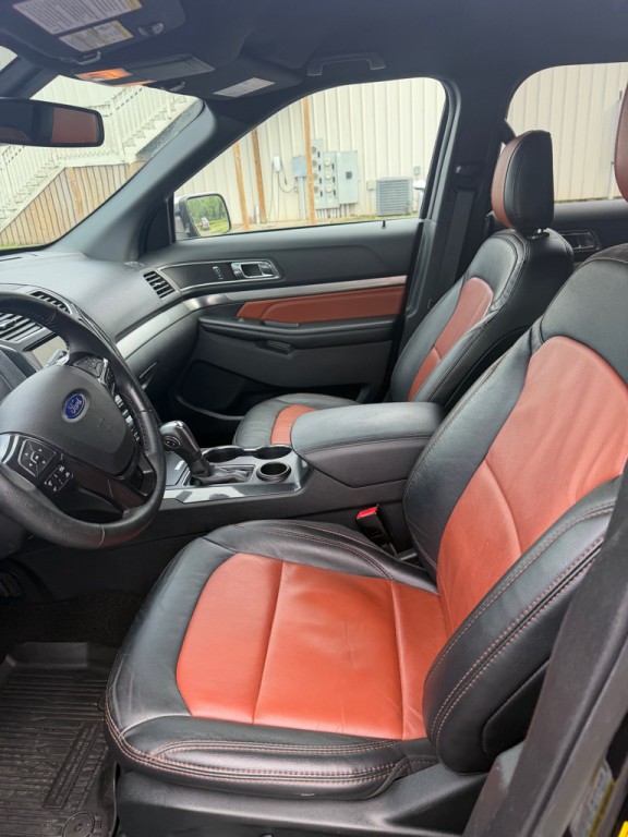 2019 Ford Explorer Image 11