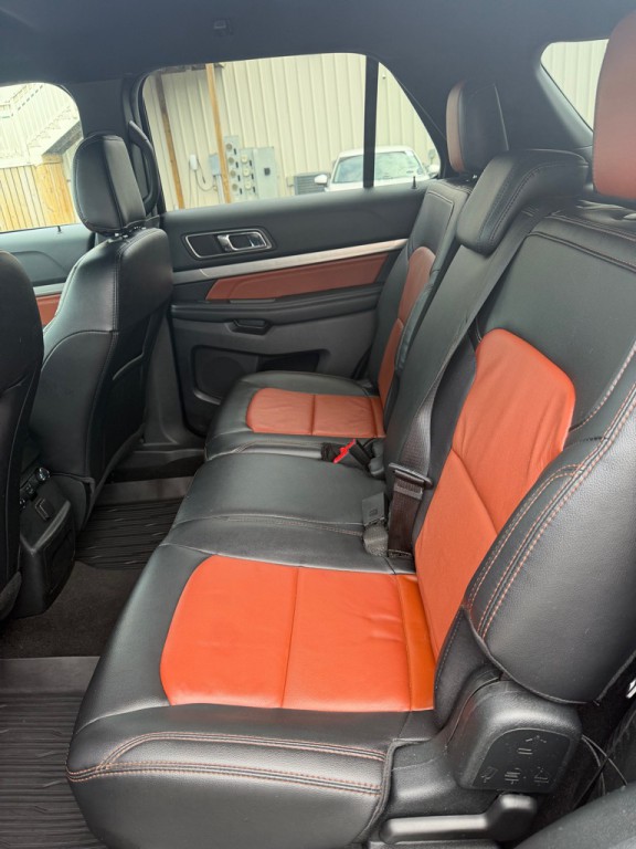 2019 Ford Explorer Image 13