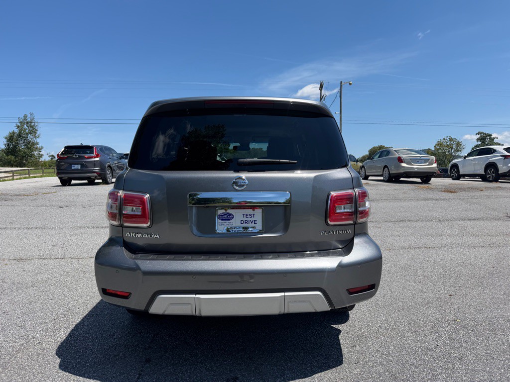 2017 Nissan Armada Image 6