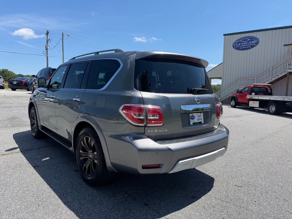 2017 Nissan Armada Image 7