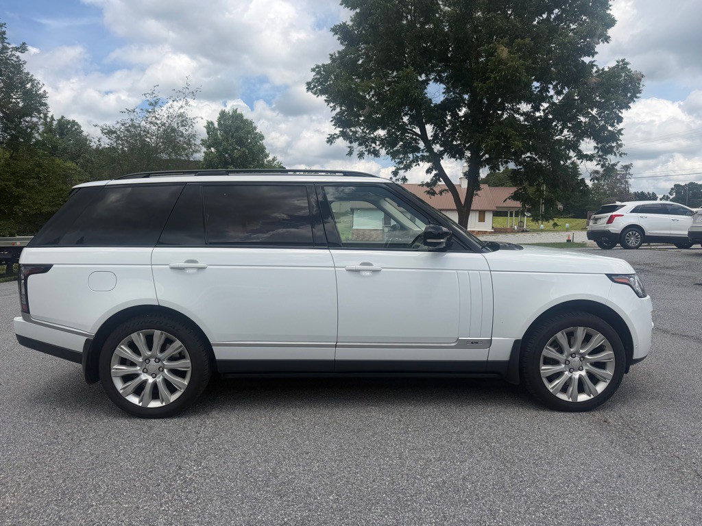 2014 Land Rover Range Rover Image 2