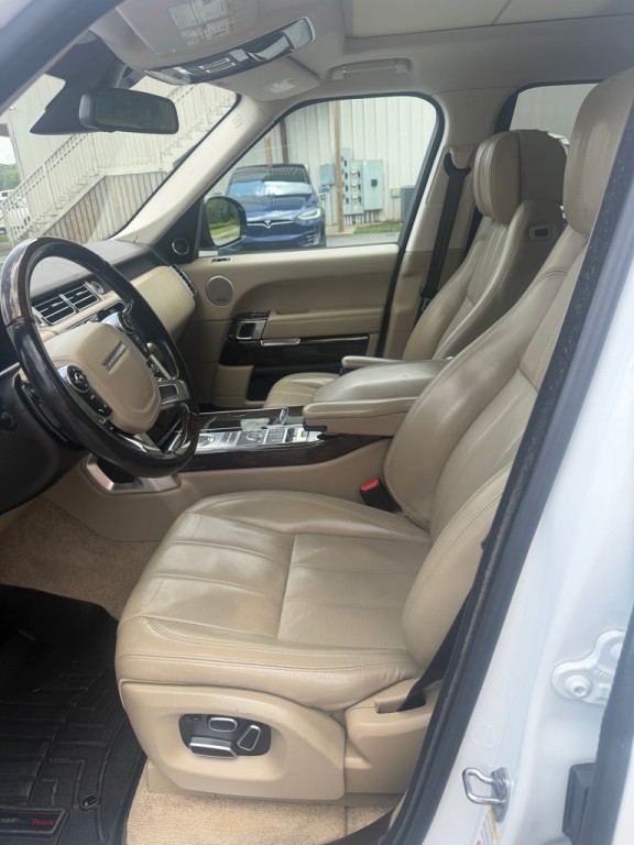 2014 Land Rover Range Rover Image 11