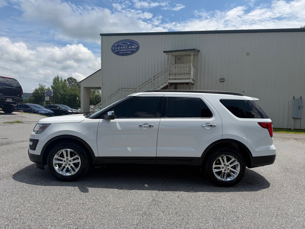 2017 Ford Explorer Image 6