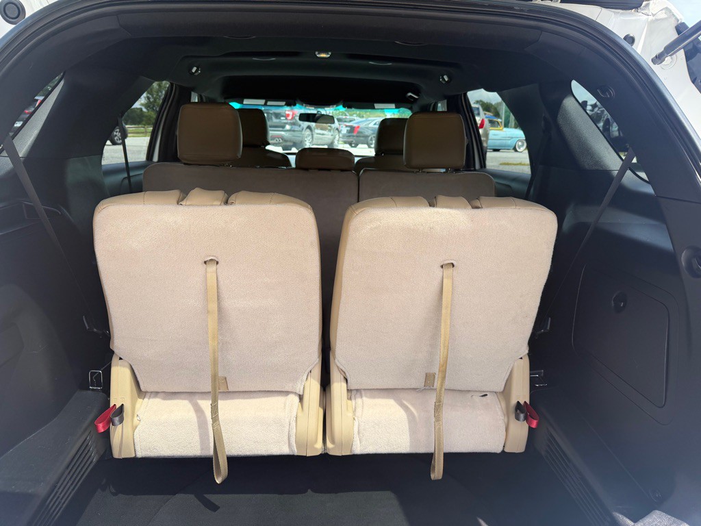 2017 Ford Explorer Image 10