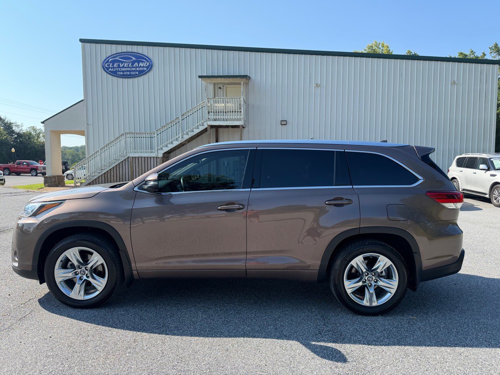 2018 Toyota Highlander Image 6