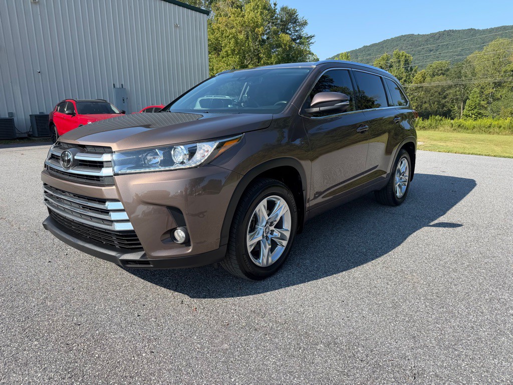 2018 Toyota Highlander Image 7