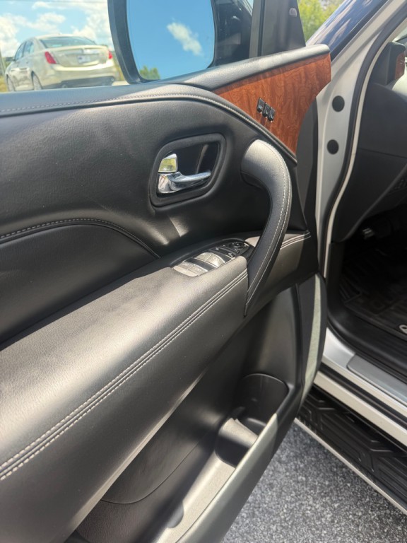 2019 INFINITI QX80 Image 12