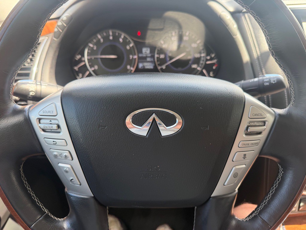 2019 INFINITI QX80 Image 17