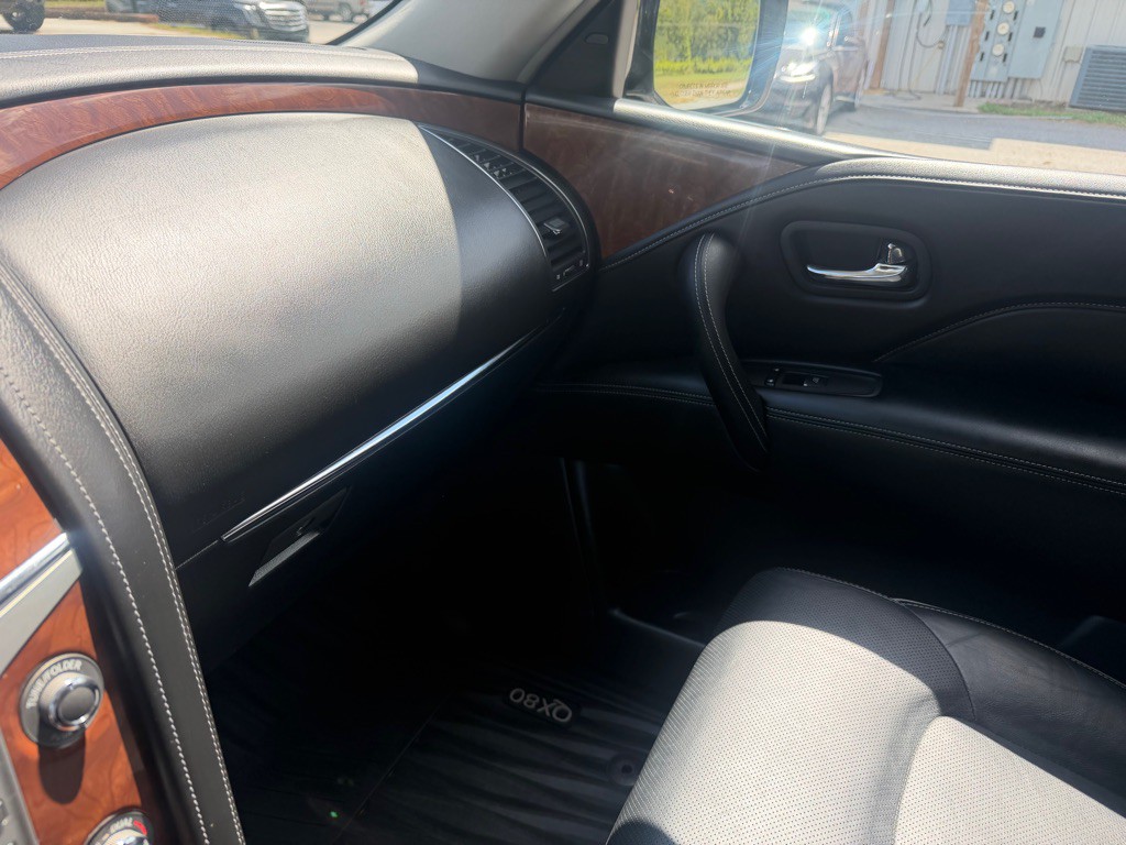 2019 INFINITI QX80 Image 19