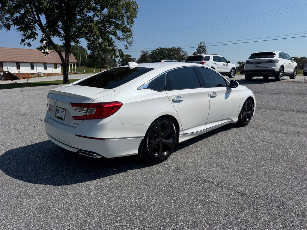 2018 Honda Accord Image 3
