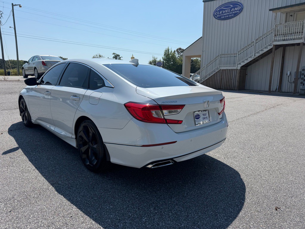 2018 Honda Accord Image 5