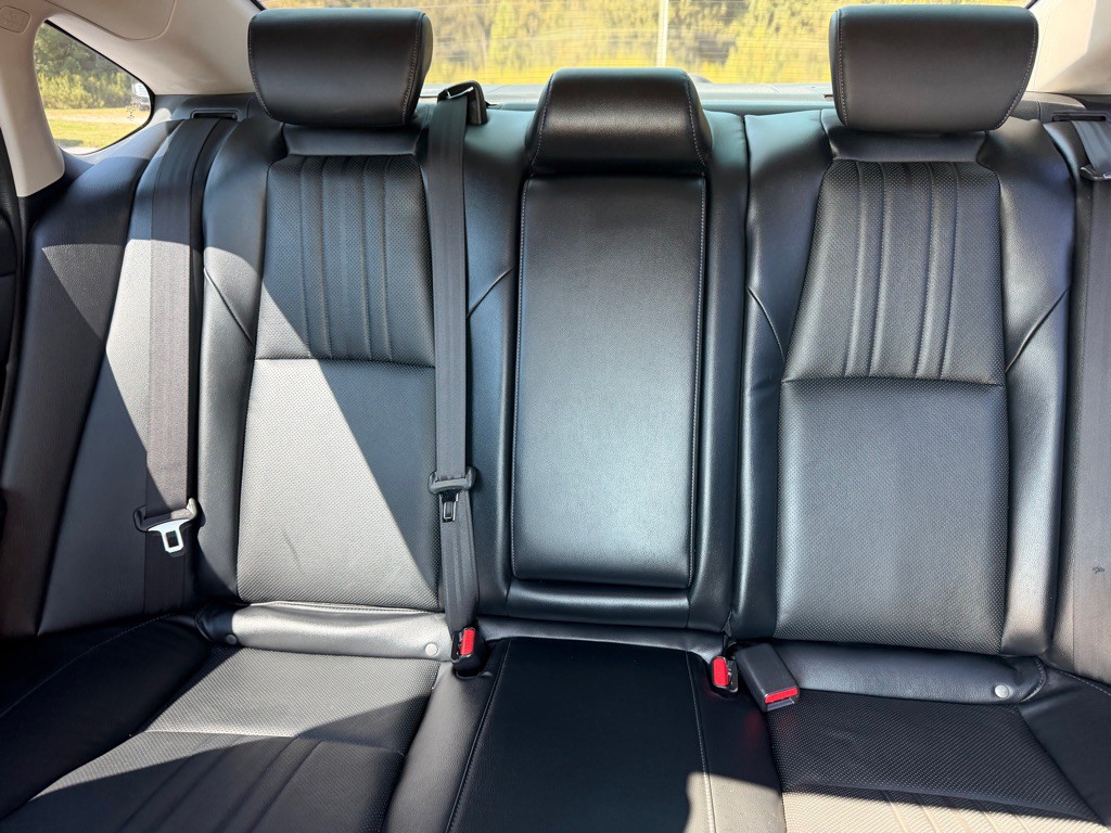 2018 Honda Accord Image 20
