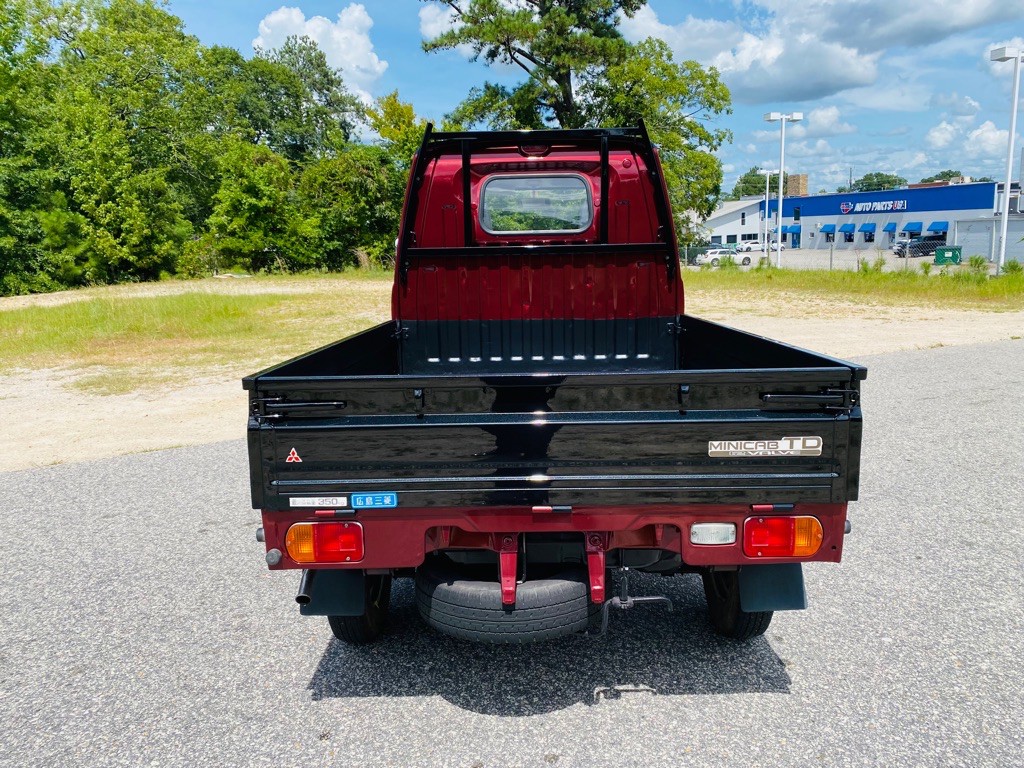 1994 Mitsubishi Mini Cab Image 2