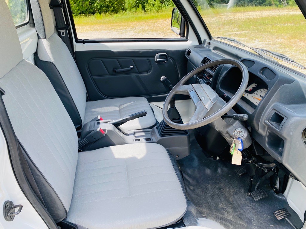 1994 Mitsubishi Mini Cab Image 8