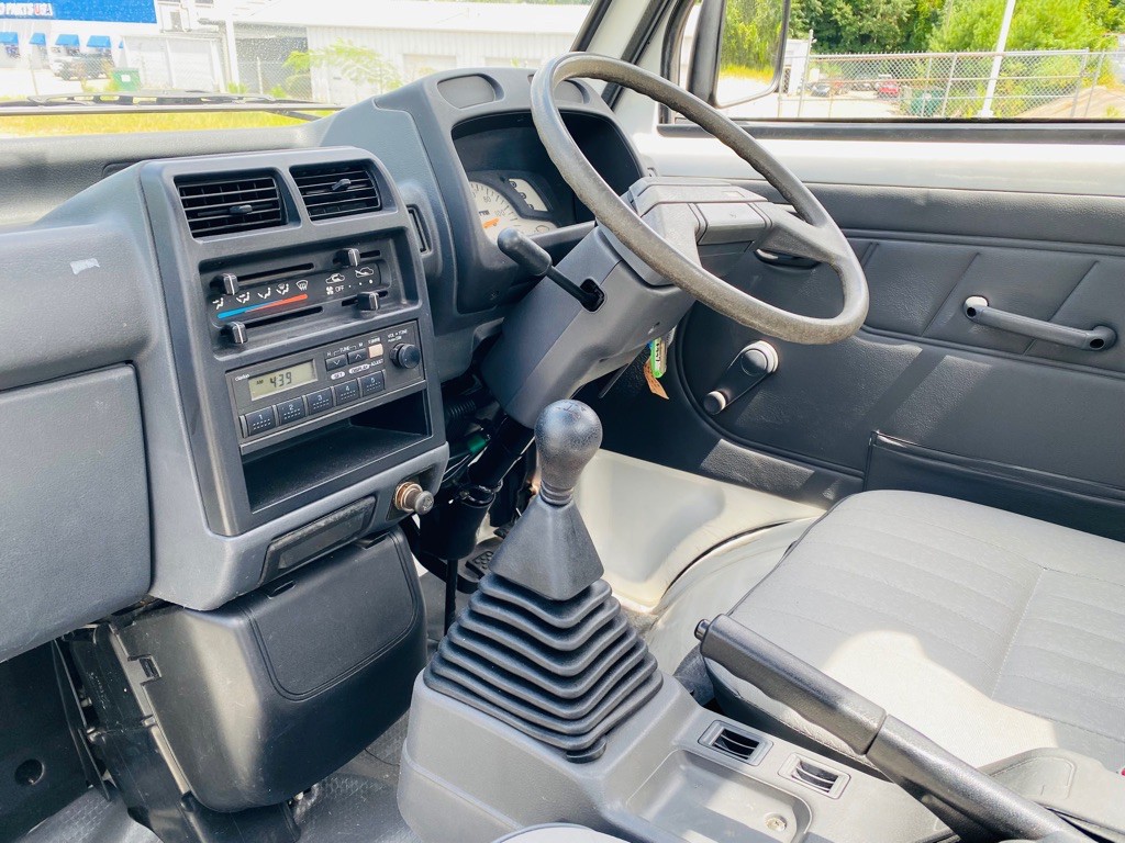1994 Mitsubishi Mini Cab Image 10