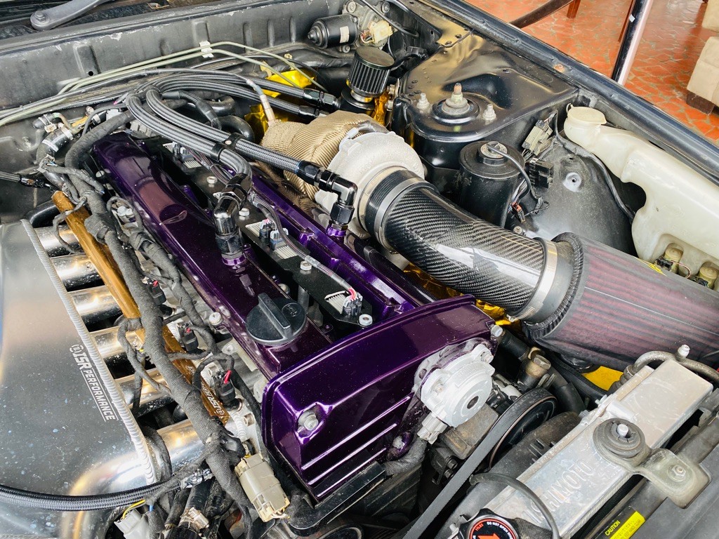 1991 Nissan Skyline Image 8