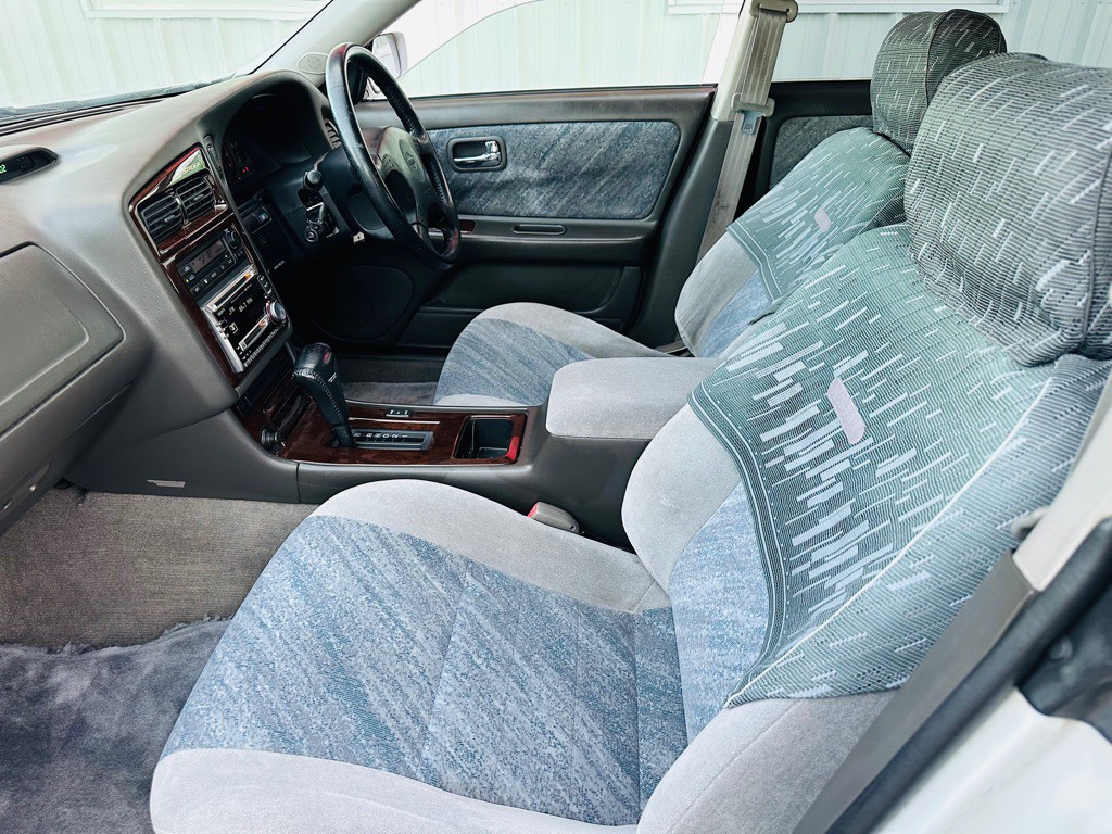 1997 Nissan Stagea Image 14