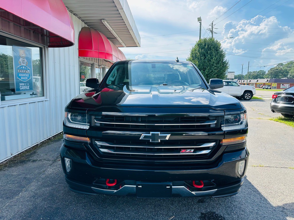 2017 Chevrolet Silverado 1500 Image 2