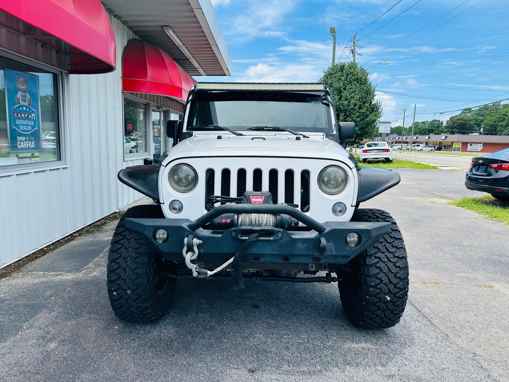 2017 Jeep Wrangler Unlimited Image 2